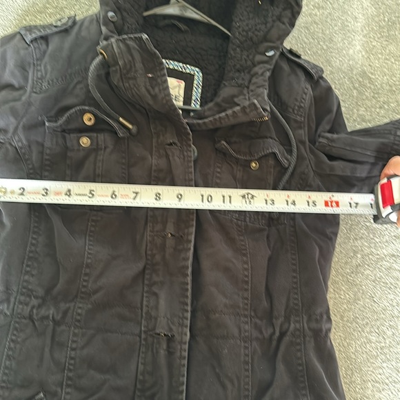 Garage Jacket - Picture 6 of 6